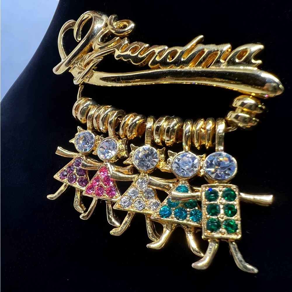 Vintage Gold-Tone Grandma Brooch/Pin w/Crystal Child Charms - Picture 2 of 7